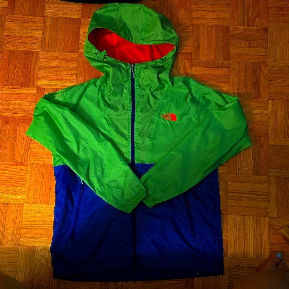 North Face light jacket green 💚 and purple 💜  new without tag size XS , SMALL